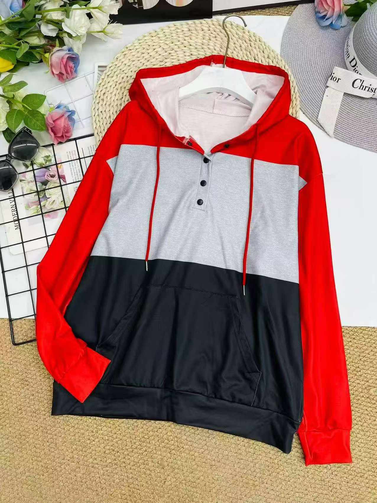 Clearance Bulk Wholesale Terry Hooded Sweatshirts - 135 Pcs Mixed Sizes, Individual Packaging, 3.4 CNY Per Piece - Image 1
