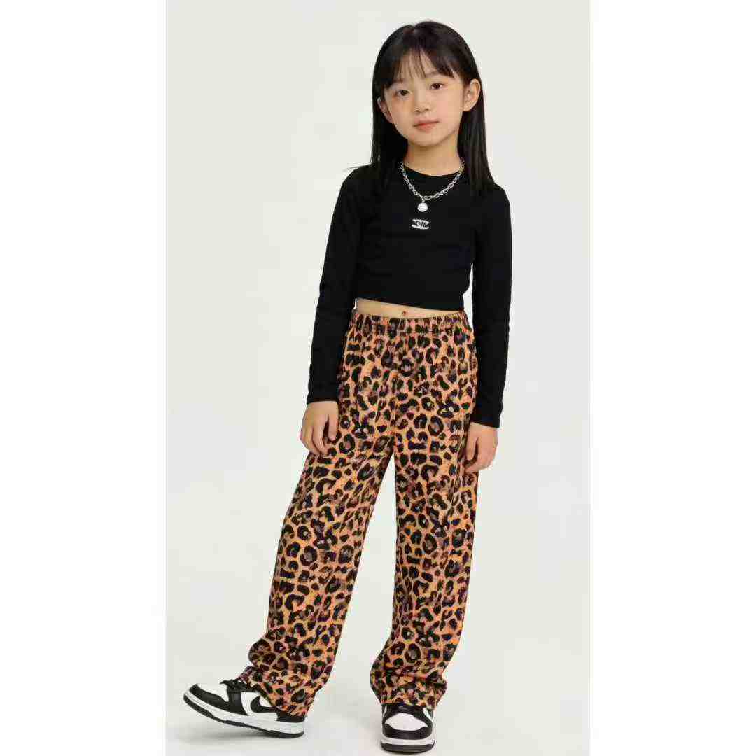 Bulk Clearance 733 Pcs Trendy Sweet Cool Girls Casual Pants Chinese Clothing Stock Lots Wholesale - Image 1
