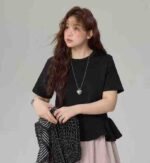 Clearance Sale: 530 Pcs Premium Niche Unique Design Floral Hem Plus Size Solid Short Sleeve T-Shirts Bulk Wholesale - Image 1