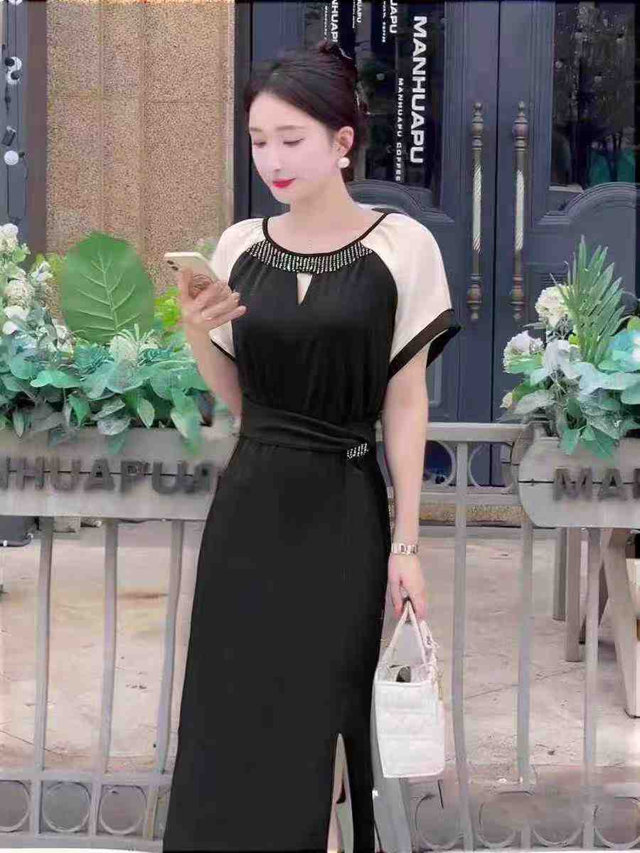 Clearance Bulk 206 PCS Elegant Ladies Rhinestone Split Dresses Chinese Clothing Stock For Wholesale Export - Image 1