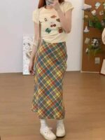 Wholesale Lot of 630 Summer Vintage Ice Silk Print Knit Short Sleeve Tops - Clothing Stock Lots - Image 3