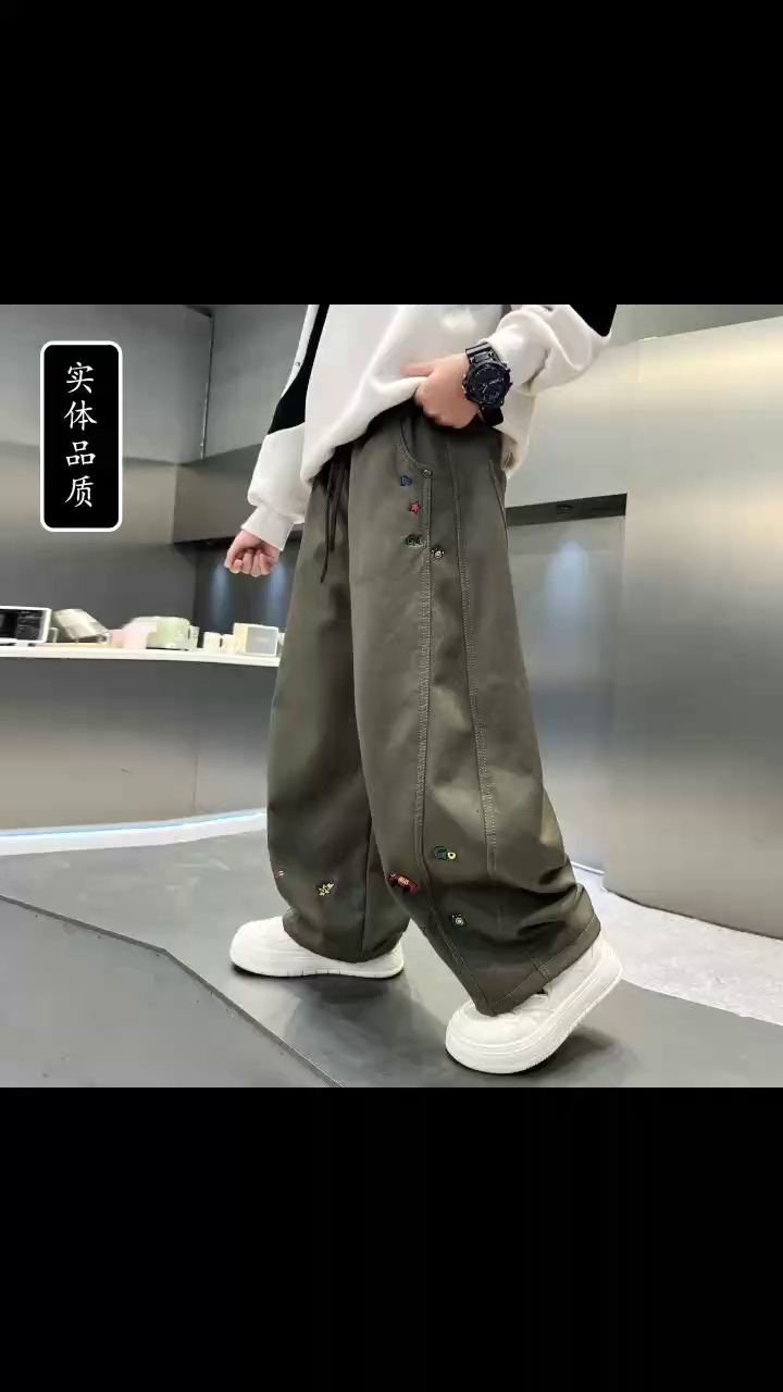 Wholesale Kids' Fleece-Lined Cargo Pants Stock Lot - 2720 Pcs, Sizes 100-170, Unisex, Individually Packed - Image 1