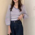 Wholesale Stock Lot of 130 pcs Autumn V-Neck Striped Knit Sweaters - Black & White, Oversized Fit, Soft Fabric, Individually Packed - Image 3