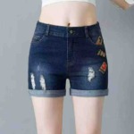 371 Pcs Off-shelf Branded Women's Heavy Distressed Denim Shorts, Sizes 25-32, With Hang Tags & Individual Packing - Image 7