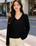 Spring New Retro Maillard Hollow Crochet Knit Long Sleeve Pullover Sweater, About 190 Pieces Clearance Stock Lot - Image 4