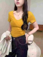Clearance Bulk Stock 1240 Pcs Korean Style Textured V-Neck Regular Shoulder T-Shirts, Size 135 Individual Packing, More Yellow - Image 4