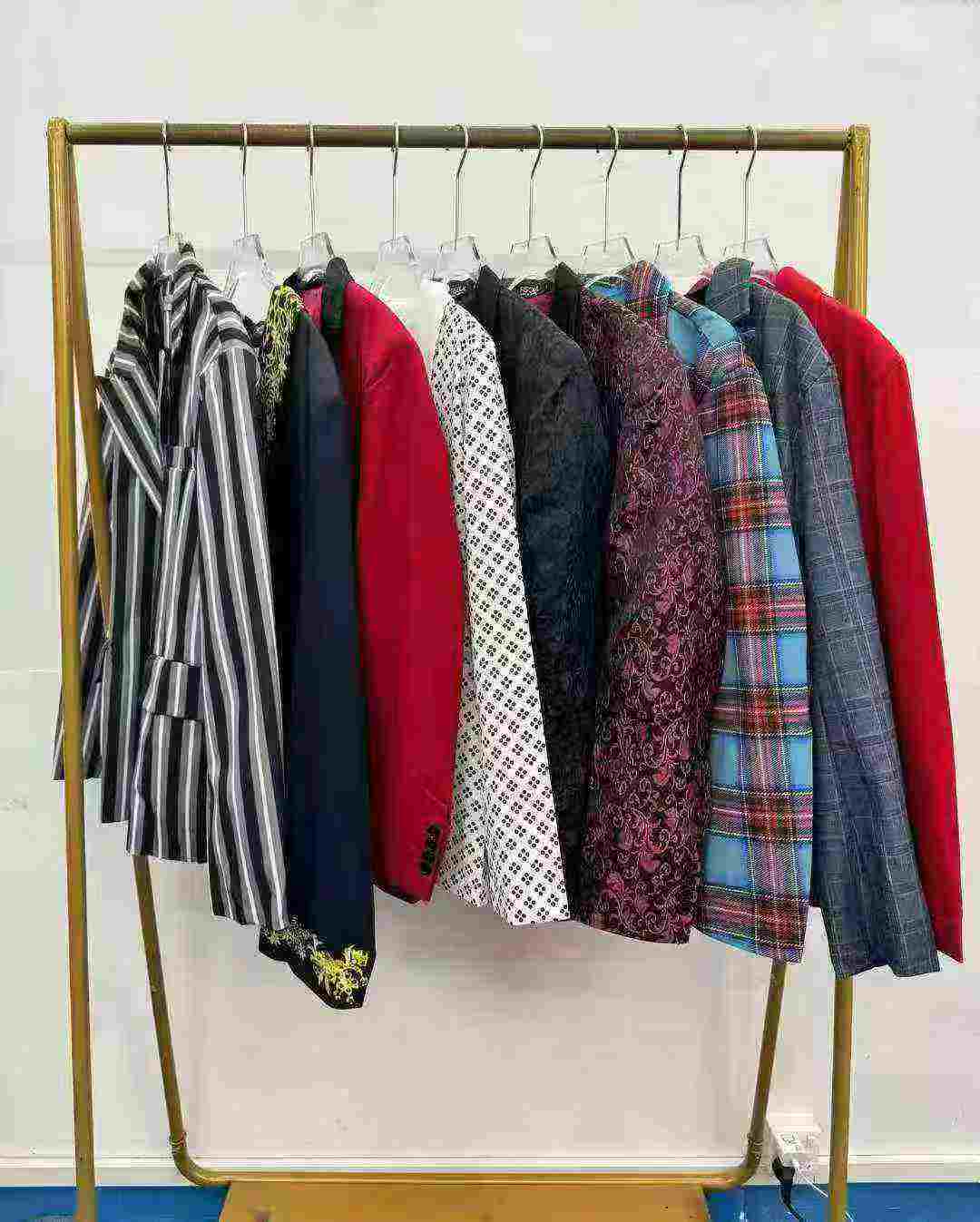 222 Pieces High Quality Blazers Clearance Stock Lot For Bulk Wholesale - Image 1