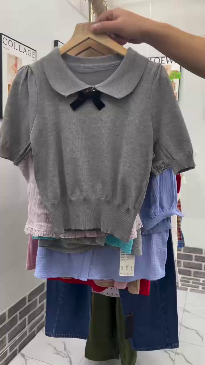 Around 1680pcs Assorted Premium Women's Clothing Bulk Clearance Wholesale 9.5 CNY Per Piece - Image 1