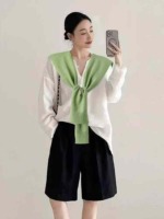 Summer New High-end Minimalist Solid Versatile Knit Small Shawl, 660 Pieces Bulk Wholesale Stock - Image 5