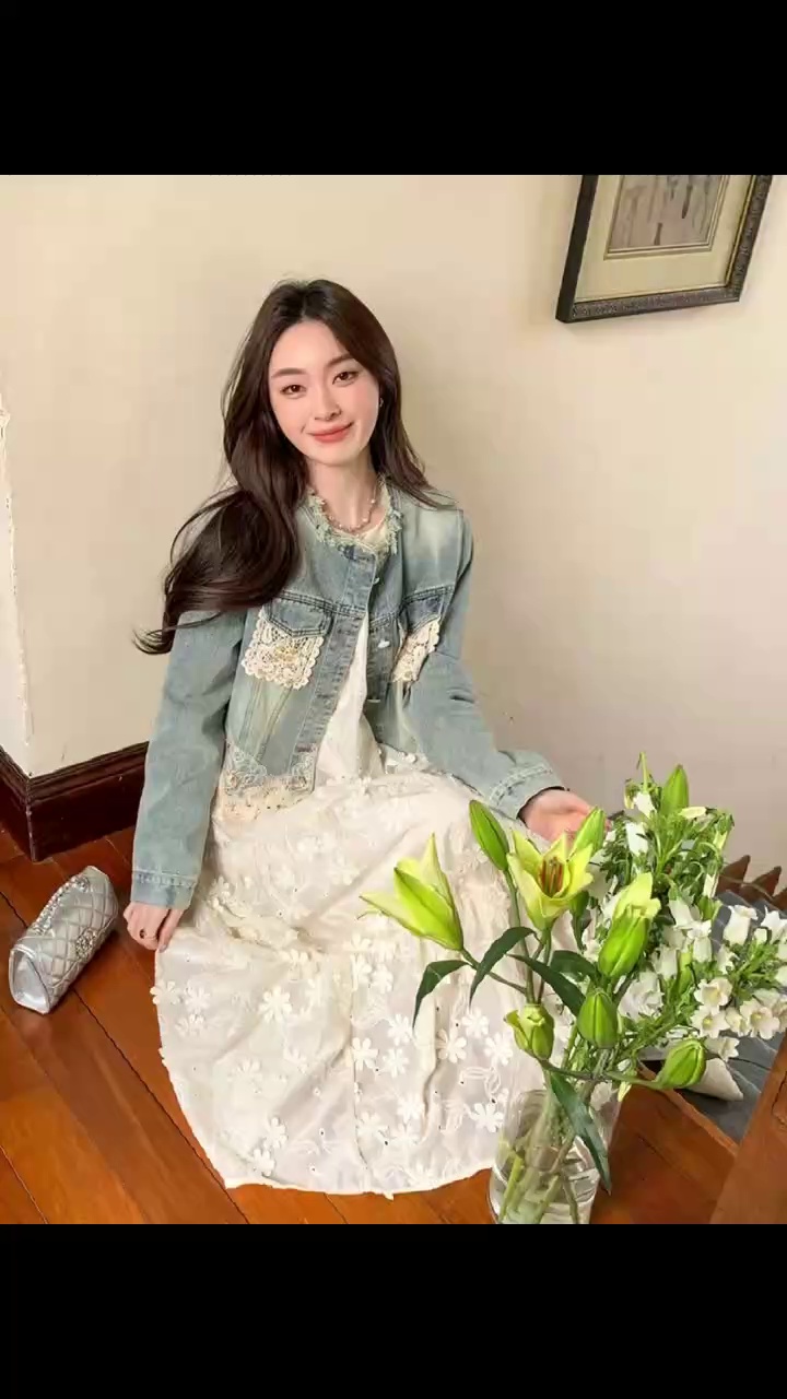 Branded Vintage Washed Unique Design Loose Denim Jackets Approx 600 PCS Bulk Stock Clearance - Image 1