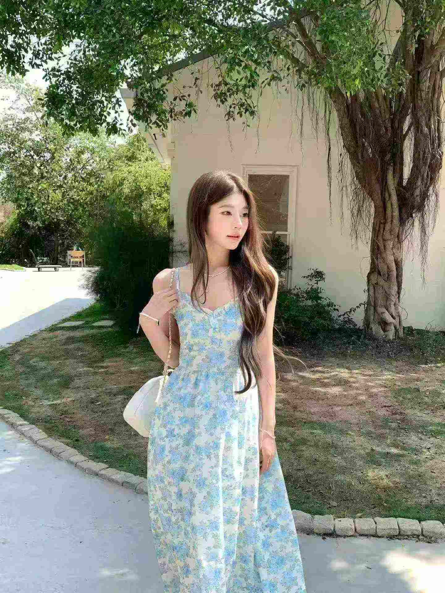 Bulk Wholesale 104 Pcs French Style Floral Adjustable Strap Slip Dresses Clothing Stock Lot - Image 1