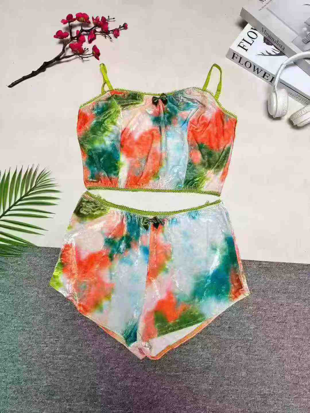Sexy European-American Fashion Tie-dye Velvet Camisole & Shorts Two Piece Set Chinese Clothing Stock Wholesale Export - Image 1