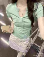 125 Pcs French Sweet & Spicy Off-shoulder Short Sleeve Tops | Bulk Stock Clothing for Wholesale - Image 1