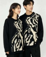 Clearance Bargain Fall Winter Korean Style Loose Color-block Flocked Unisex Crewneck Sweater, Around 70 Pieces - Image 4