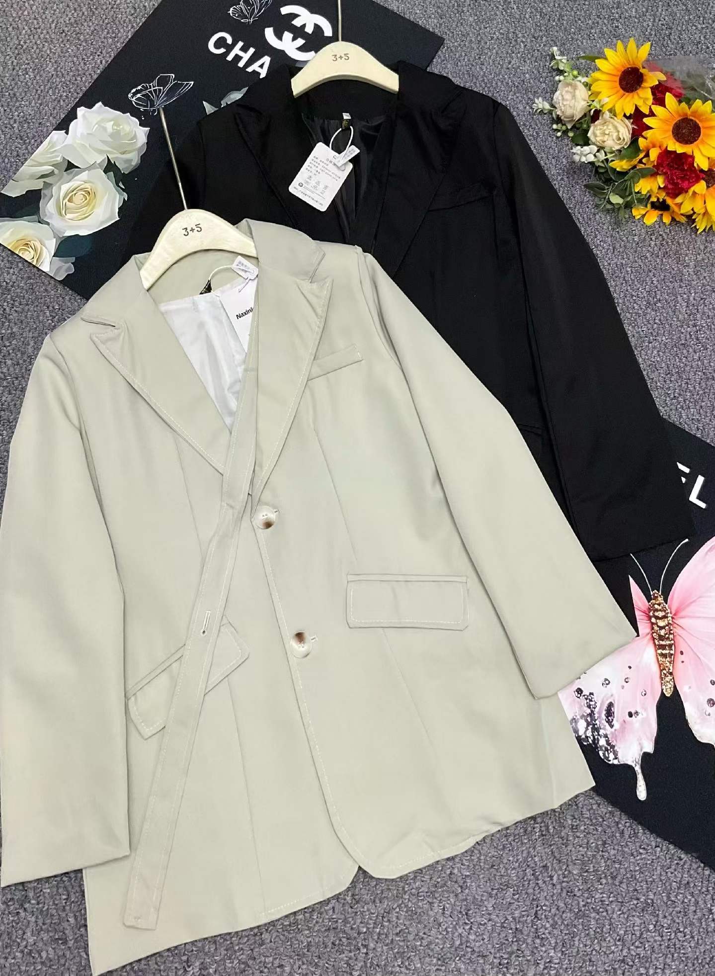 Designer Style Fall Premium British Elegant Blazer, About 800 Pcs, Bulk Wholesale Stock Lot - Image 1