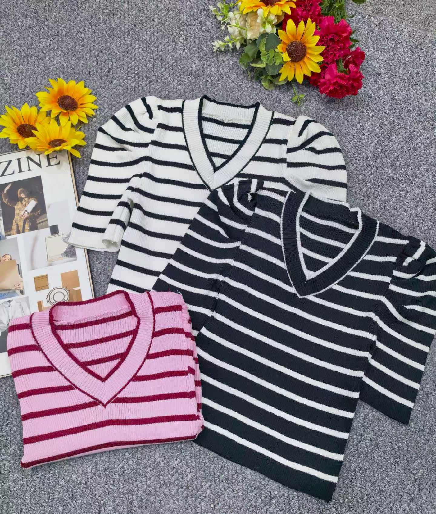 Summer New Contrast Stripe Puff Sleeve Knit Short Sleeve T-Shirt | 200 Pieces Bulk Stock Wholesale - Image 1