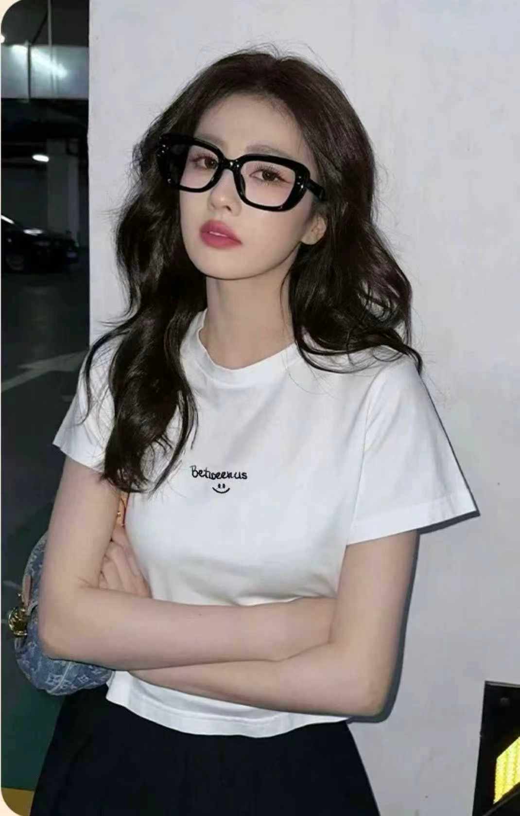 200PCS Bulk Clearance Women's Summer Ribbed Embroidered Slim Fit High Elastic Short Sleeve T-Shirts - Image 1