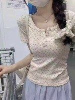 Clearance Stock: 925 Pieces Fresh Floral Ice Silk Button Short Sleeve Crop Tops, Mixed Sizes, Individual Packing - Image 1