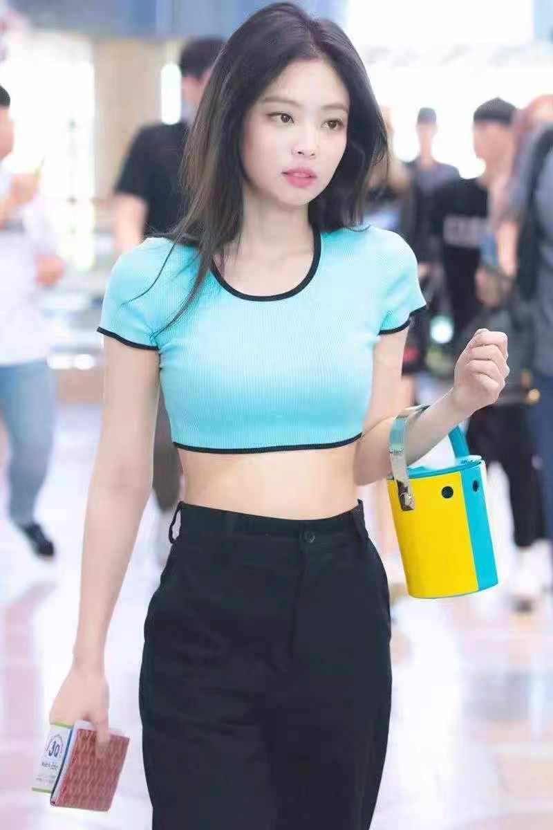50 Pieces Size S Summer Hot Girl New Short Sleeve T-Shirt Tops Bulk Stock Wholesale - Image 1