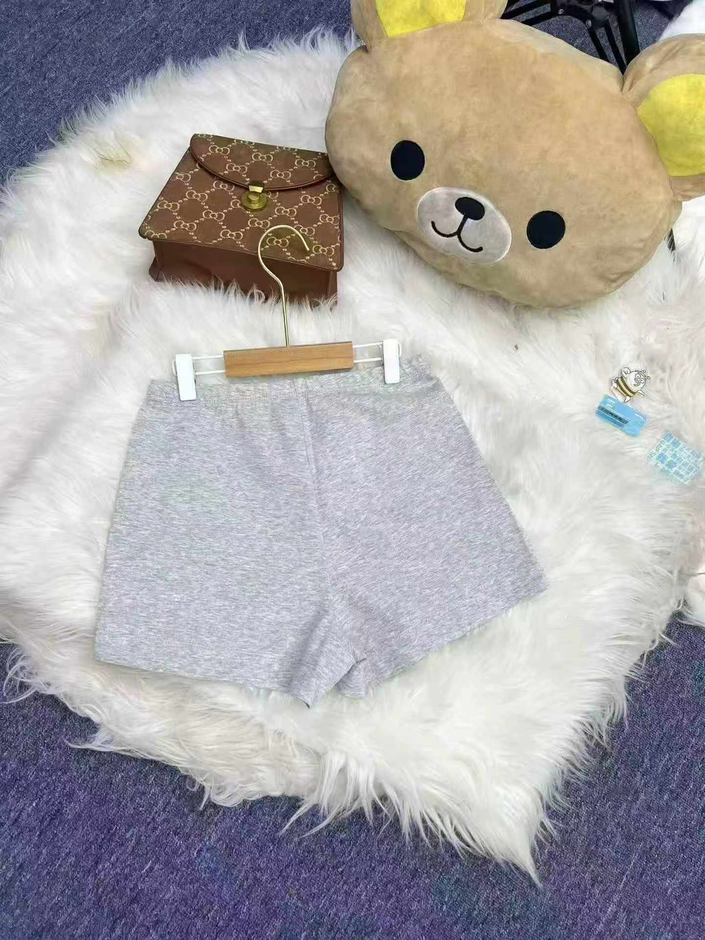 105 Pieces 100% Cotton Shorts, Sizes S-L, Individual Packaging, Comfortable Fabric Stock Lot - Image 2